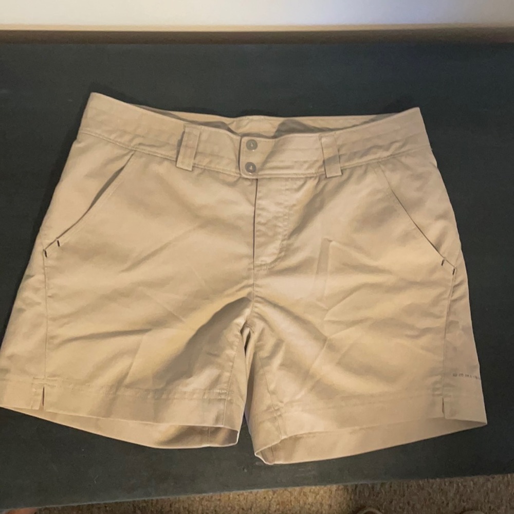 Columbia Shorts